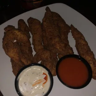 Chicken strips with ranch and buffalo sauce