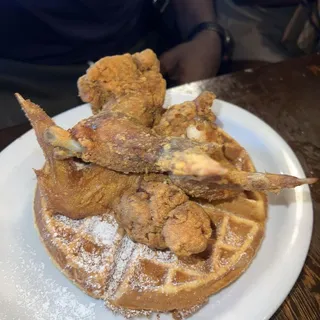 CHICKEN WAFFLES