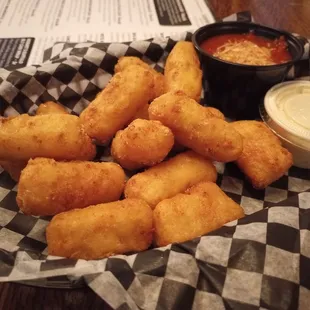 Fried Mac &amp; Cheese Bites