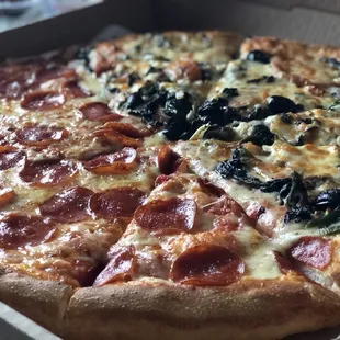Mediterranean/pepperoni pizza