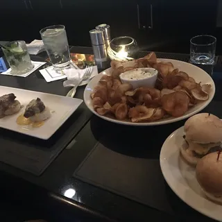 Prime Mini Cheeseburgers*