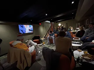 Oliver's Lounge