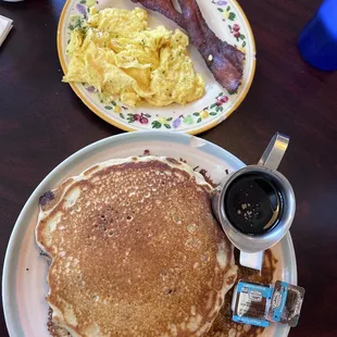 2x2x2-Blueberry Pancakes
