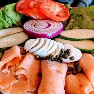 Lox Plate