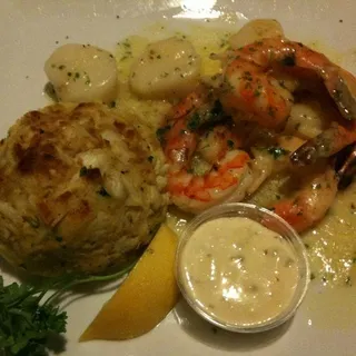 Jumbo Lump Crab Cake Sandwich