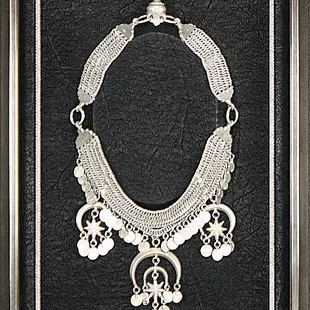 Shadow box display for Horse decorative collar