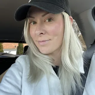Tara B.