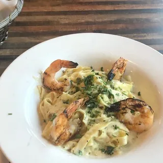 Fettuccine Alfredo