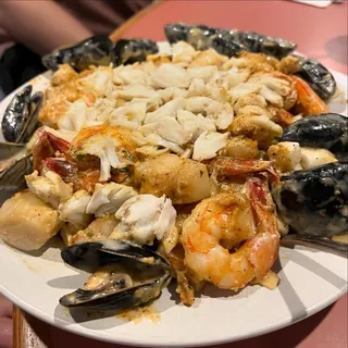 Seafood Fettuccine Alfredo