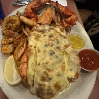 Monday 1 1/4 lb Whole Maine Lobster