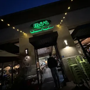 the outside of the restaurant