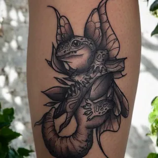 Daphne L.