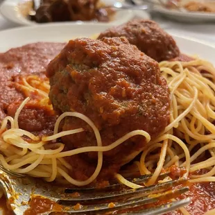 Spaghetti And Meatballs