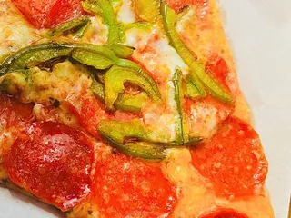 Mariana's The Stinky Rose