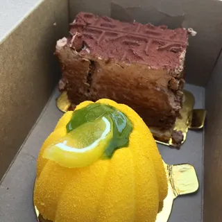 Chocolate Royal Pastry