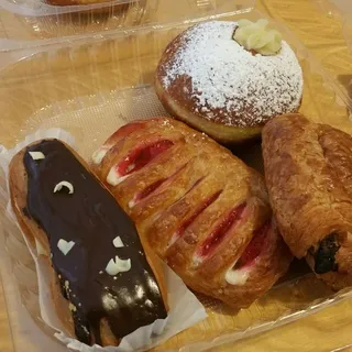 Donut with Custard Cream