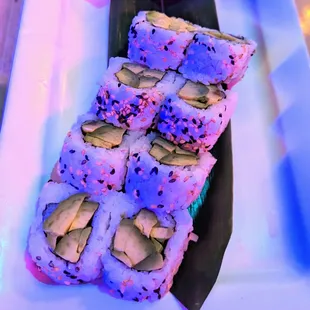 Avocado roll, good enough but nothing special.