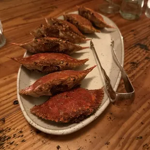 food, chicken wings and fried chicken