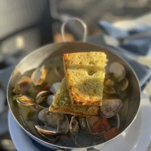 Steamed Manila clams