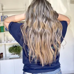Highlights, cut &amp; style by Cameron   Hairby_Cameronlynn