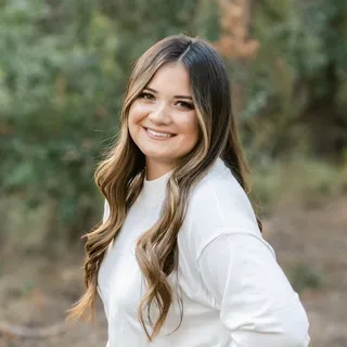 Mikayla R.