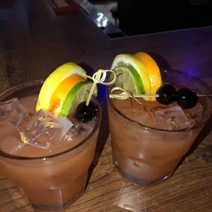 oysters and mussels, drink