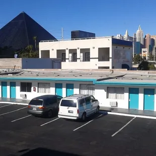 a absolute dump. the staff looked like crazy meth heads. when i left.. they cleaned my room.. with a mop and the water was brown, and green