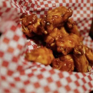 Wings! Wings! Wings!