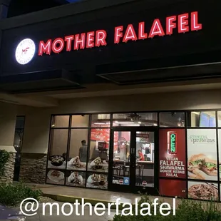 outside, ramen and noodles