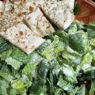 Caesar Salad - Comes with Bread