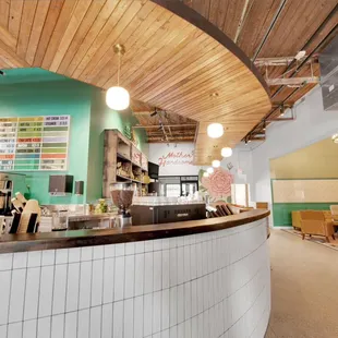 sushi and sashimi, interior