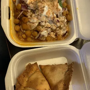 2 Vegetable Samosa with Channa &amp; 2 Vegetable Samosa