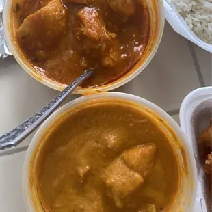 Butter chicken(bottom) and chicken vindaloo(top)