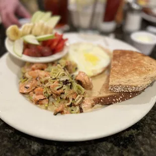 This has to me the best Wild Salmon Hash known to man. This made my tummy extremely happy.