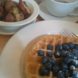 Dragonfly Chai Latte