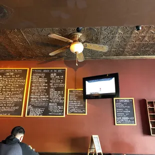 look at the fan...A my ass
