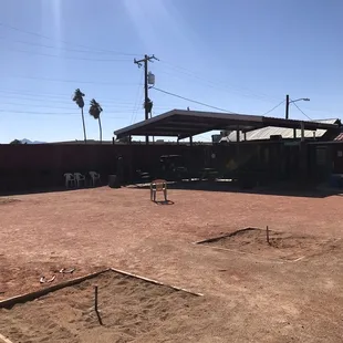 Horseshoes and seating