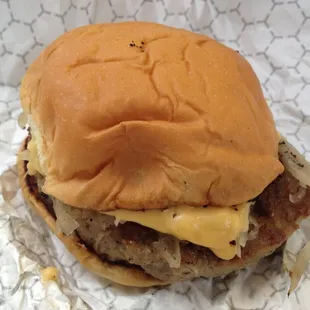 Brat Burger with cheese and sauerkraut. 8 out of 10