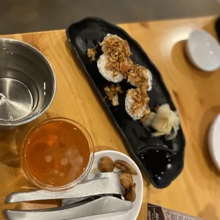 Albacore tartare sushi roll and Orion happy hour beer