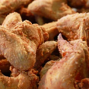 a bowl of fried chicken