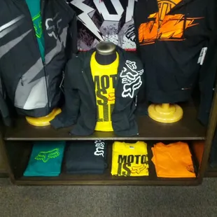 The area's largest Fox casual shop!