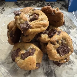 10 - TRIPLE CHOCOLATE SEA SALT COOKIES