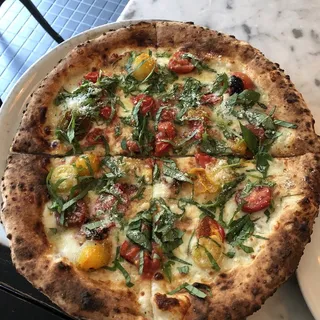 Buffalo Mozzarella Pizza