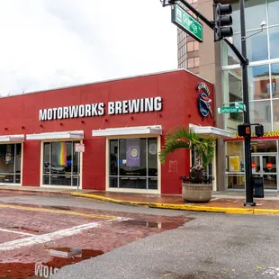 Motorworks Brewing Award winning beer in Orland and Bradenton Florida.