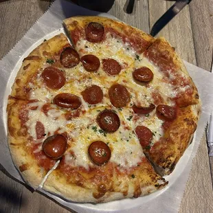Pepperoni pizza