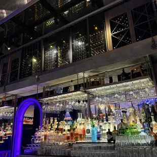 10/3/24 Full bar