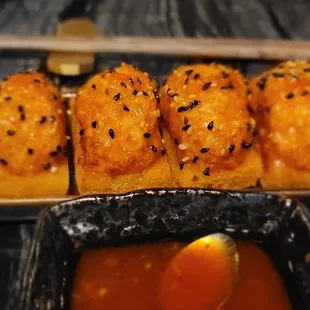 Sesame prawn toast