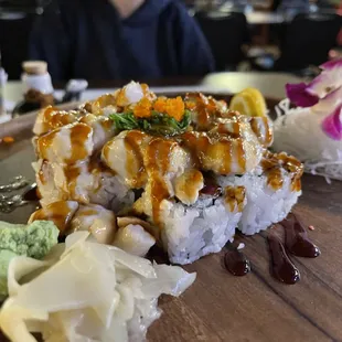 Adding another roll to our go-to list: scallop roll!