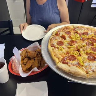food, pizza
