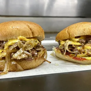 Motz&apos;s Fresh Beef Double Cheeseburger Sliders